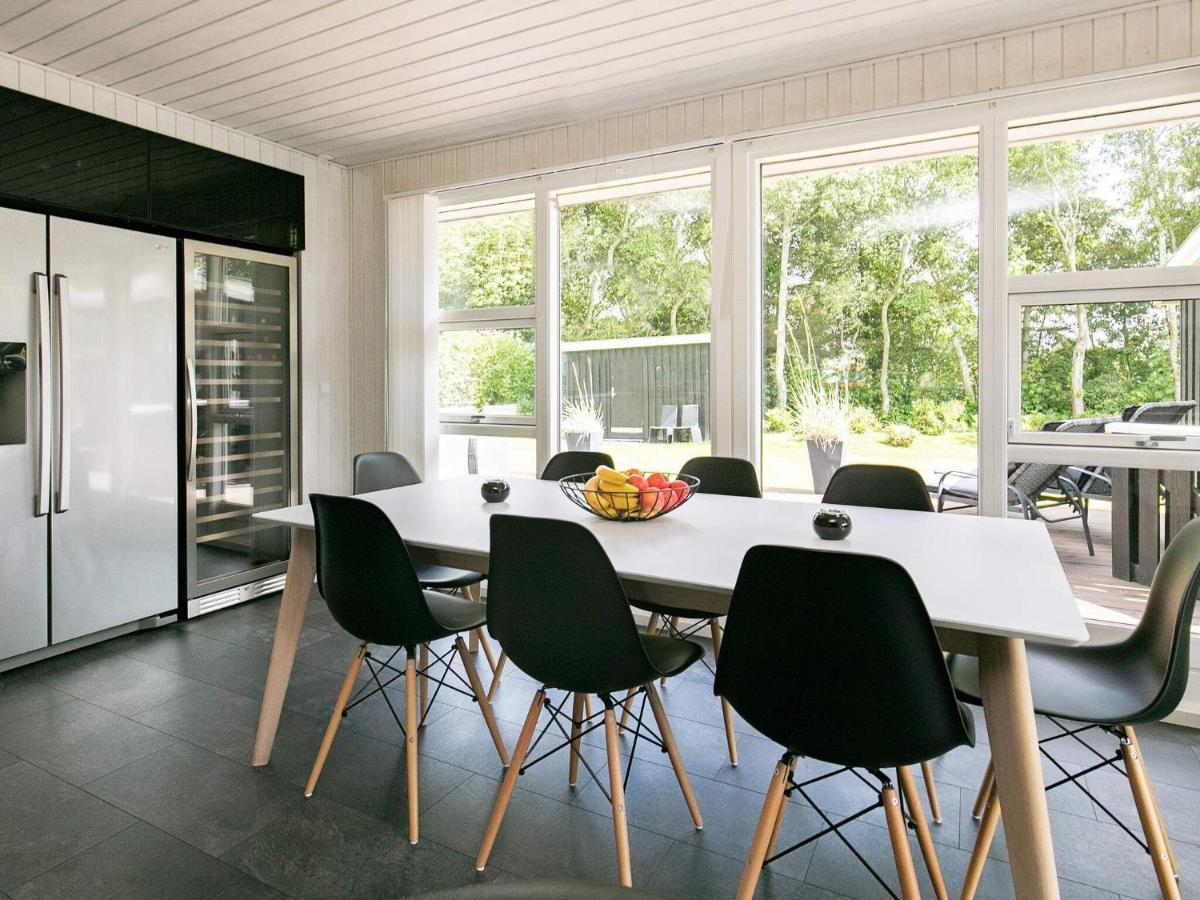 6 Person Holiday Home In Hemmet Bagian luar foto