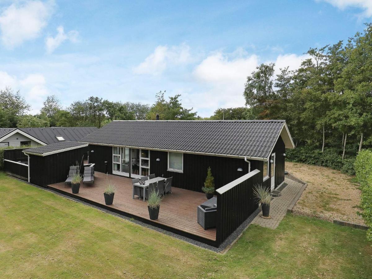 6 Person Holiday Home In Hemmet Bagian luar foto