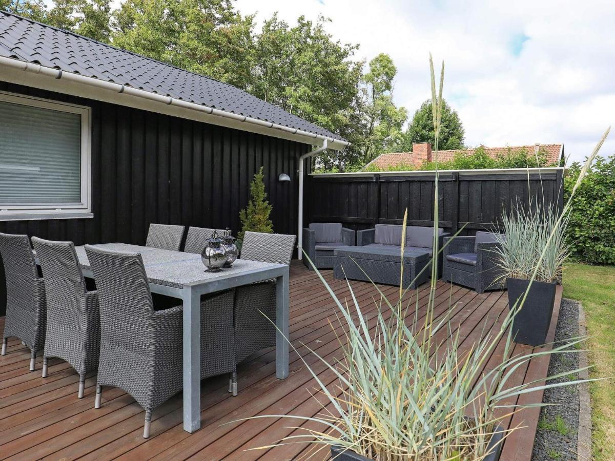 6 Person Holiday Home In Hemmet Bagian luar foto
